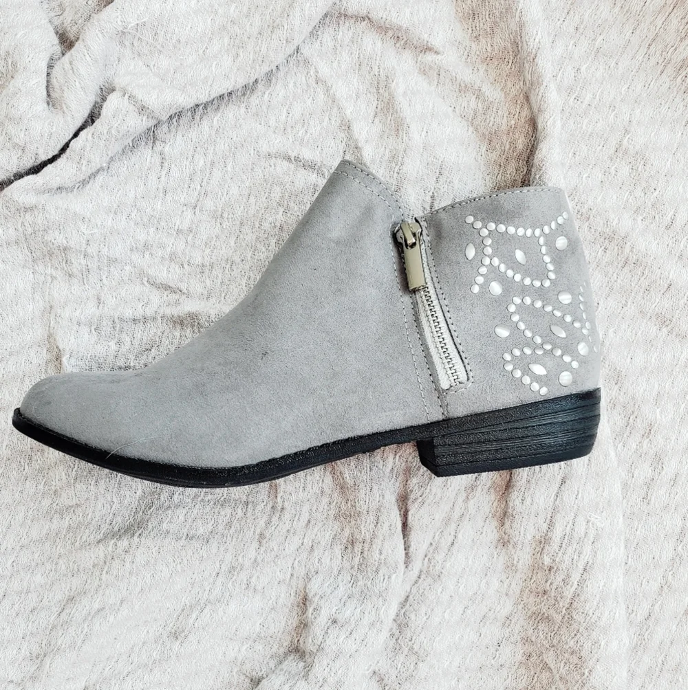 NEW! Kidpik Ankle Boot